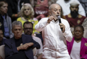 Campanha de Lula reage após suspensão de anúncios no Facebook