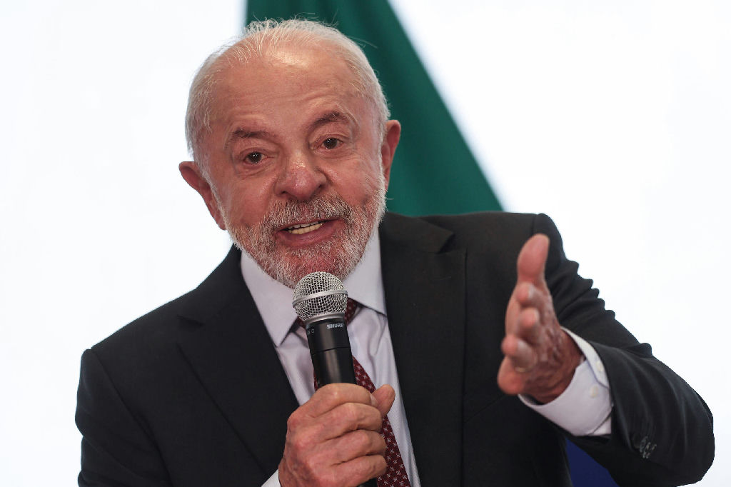 Campanha de Lula responsabiliza Bolsonaro por alta dos preços e promete ampliação do limite para MEI