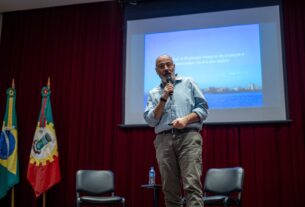 Canoas-gestores escolares participam de capacitação sobre LGPD e ECA Digital em Canoas