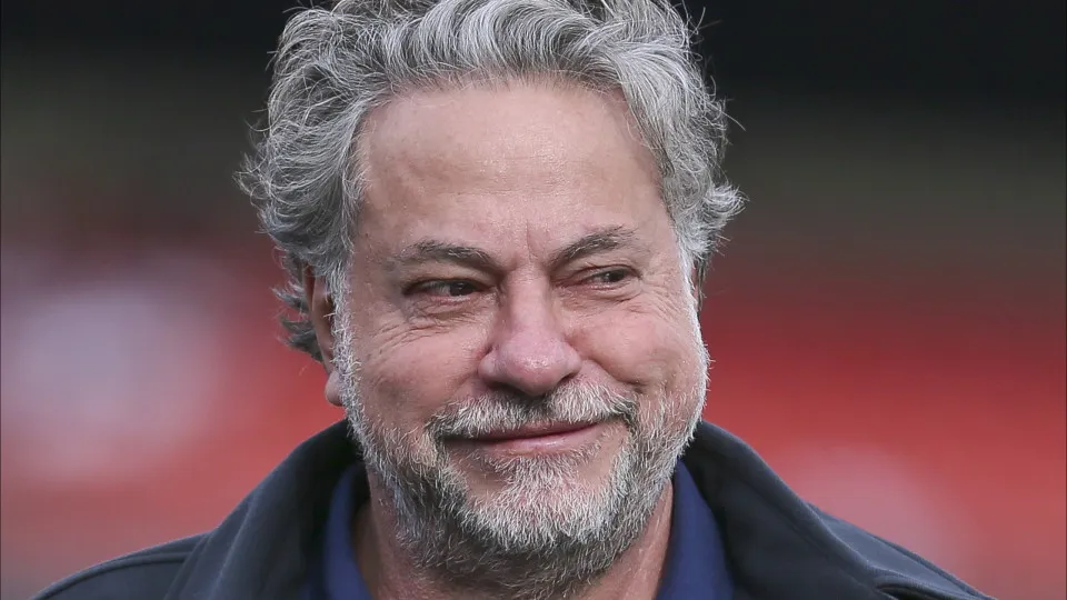 Conselho do São Paulo define futuro de Júlio Casares em votação sobre expulsão