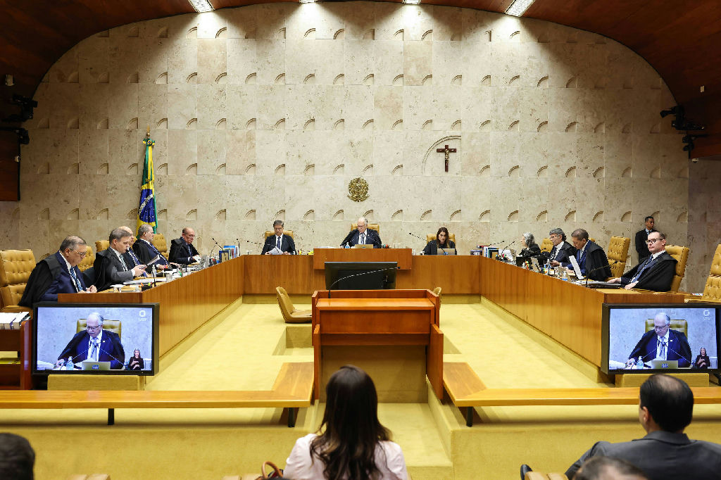 Crise institucional e fragilidade econômica abrem caminho para discursos autoritários no Brasil