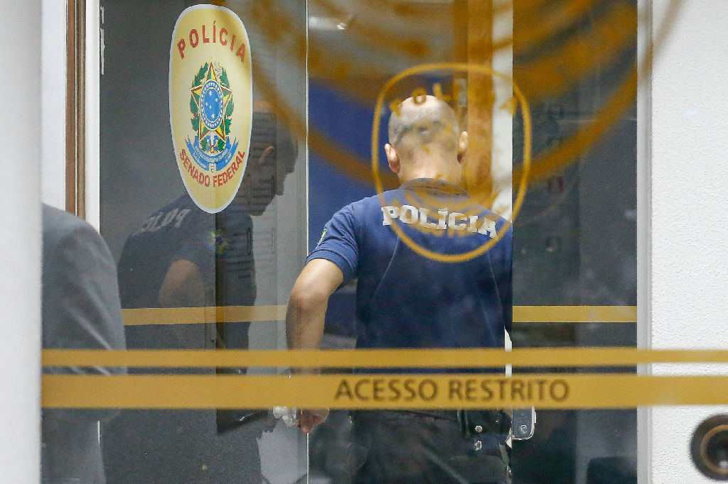 Delegados da PF criticam afastamento de Andrei Rodrigues e apontam crise institucional