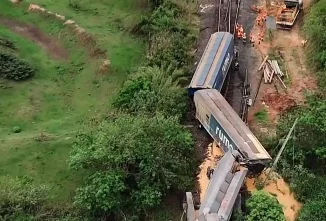 Descarrilamento de trem com milho causa transtornos em Limeira