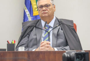 Dino anula decisão de Mendonça e autoriza retorno de post sobre Nossa Senhora