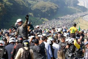 Documentário sobre Jair Bolsonaro recebe financiamento de produtora de 'Dark Horse'