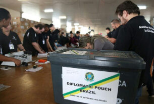 Eleições 2026: quase 1 milhão de brasileiros votam no exterior