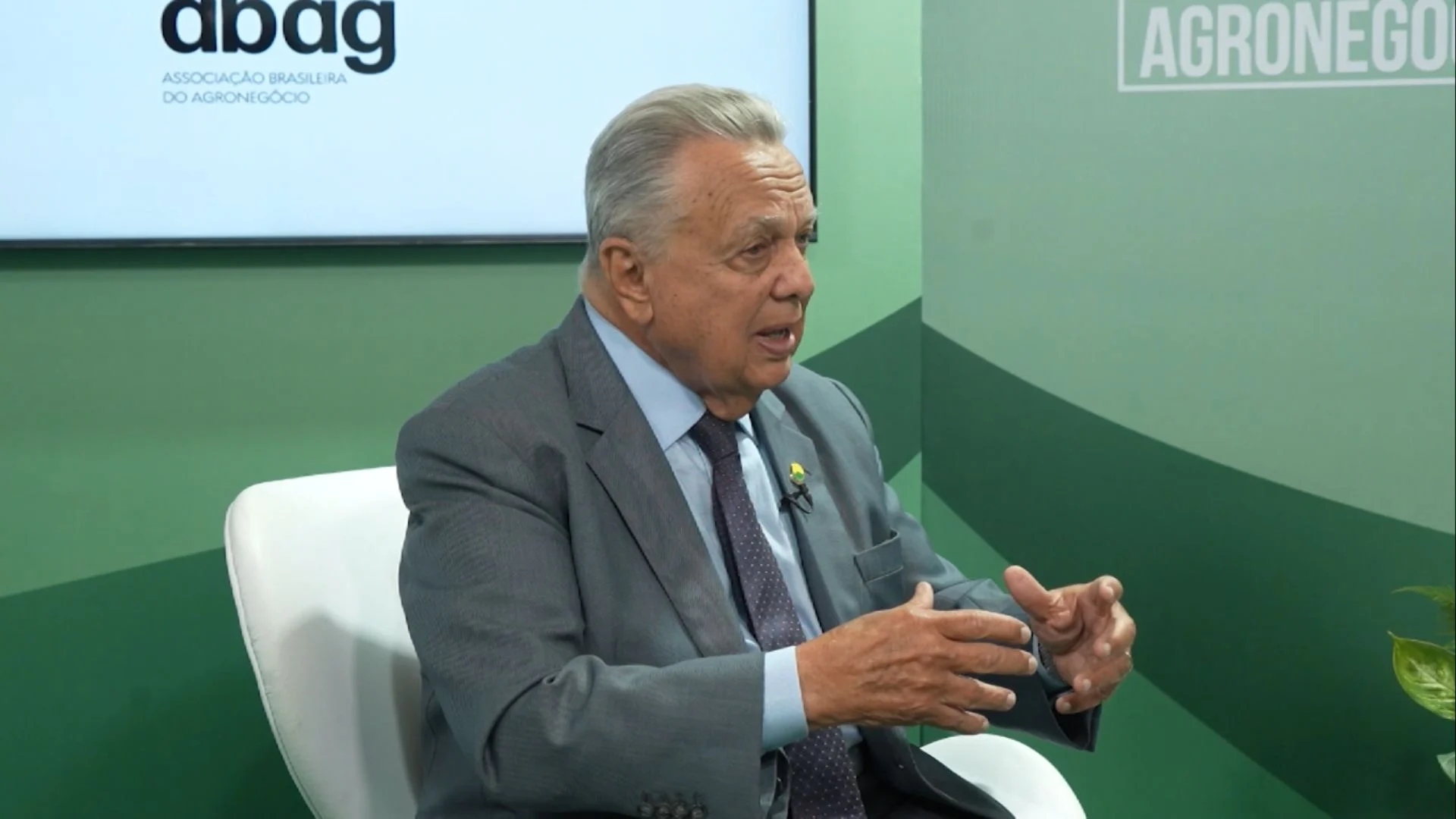 Ex-ministro da Agricultura destaca a necessidade de novos mercados para o agronegócio brasileiro