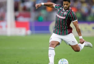 Fluminense vence Platense com atuação de gala de Hulk e abre vantagem na Libertadores