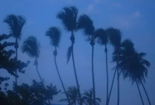 Frente fria avança pelo Brasil com previsão de ventos de até 90 km/h