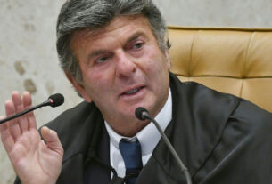 Fux derruba ordem de Dino e mantém proibição de posts sobre Nossa Senhora na reta final eleitoral