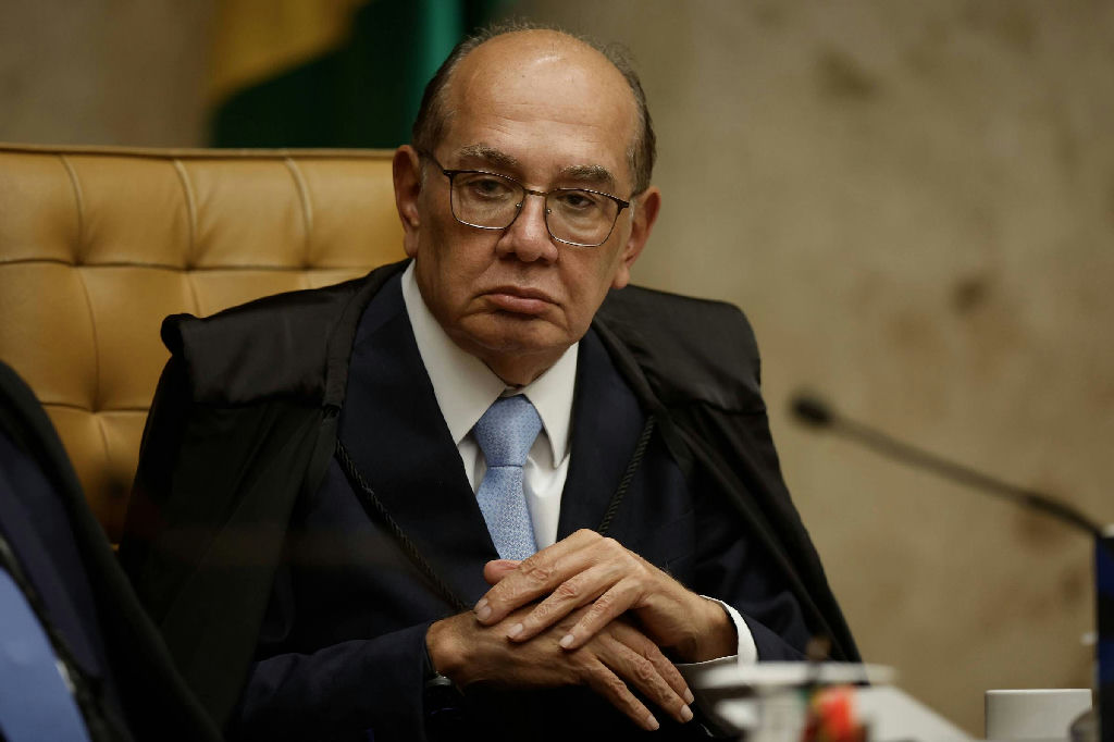Gilmar Mendes solicita acesso a dados de celular de Daniel Vorcaro no STF