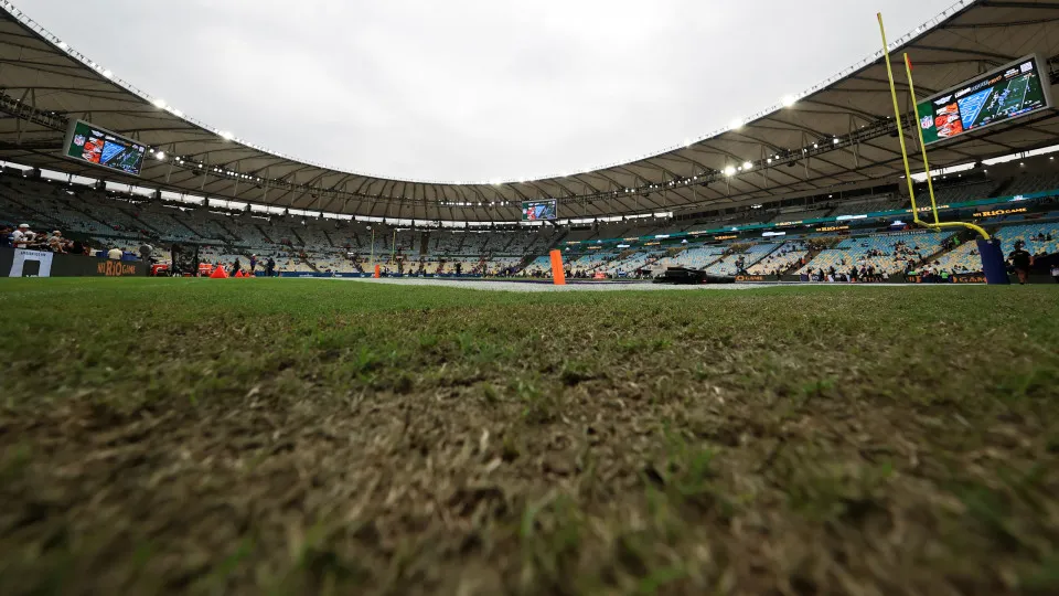 Gramado do Maracanã começa a ser trocado após críticas e evento da NFL