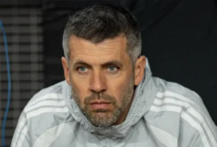 Internacional demite Paulo Pezzolano após sequência negativa no Brasileirão