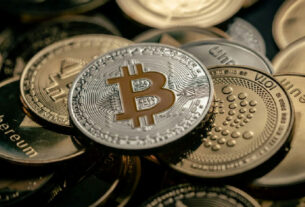 Investidores buscam novas oportunidades enquanto o bitcoin se consolida no mercado