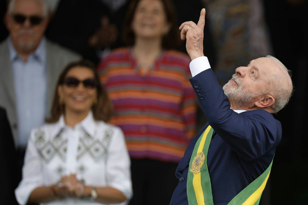 Janja declara que Lula é o verdadeiro ungido de Deus em ato político no Piauí