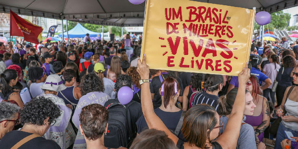 Justiça determina que agressores de mulheres participem de programas de reeducação