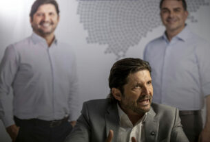 Justiça Eleitoral proíbe propaganda de André do Prado que utiliza imagem de Tarcísio