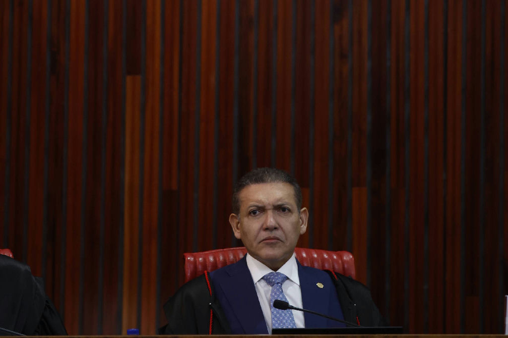 Kassio Nunes Marques defende diálogo respeitoso após sessão conturbada no STF