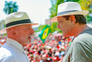 Lula critica Tarcísio em São Paulo e Haddad vincula governador a escândalo financeiro