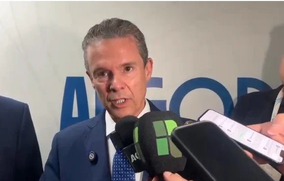 Ministro descarta falta de fertilizantes e tranquiliza sobre diesel