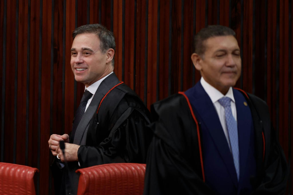 Ministros do STF avaliam suspeição de Kassio e Fux em meio a crise institucional