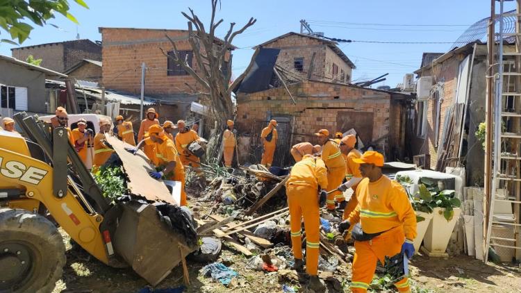 Operação na Vila São Pedro apreende 83 quilos de fios e cabos furtados