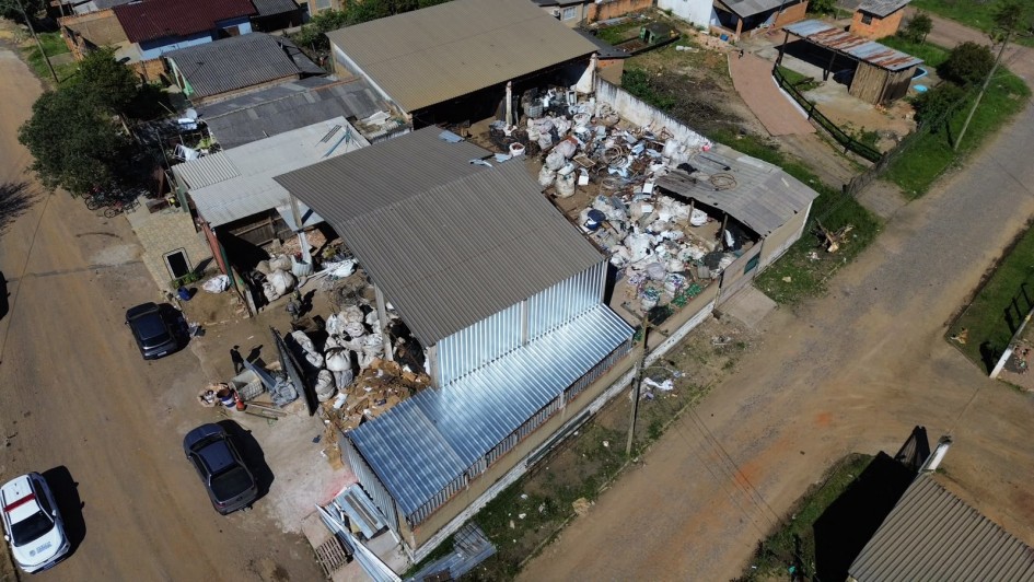 Operação resulta na apreensão de mais de 800 kg de fios e cabos e na prisão de um homem por receptação em Charqueadas