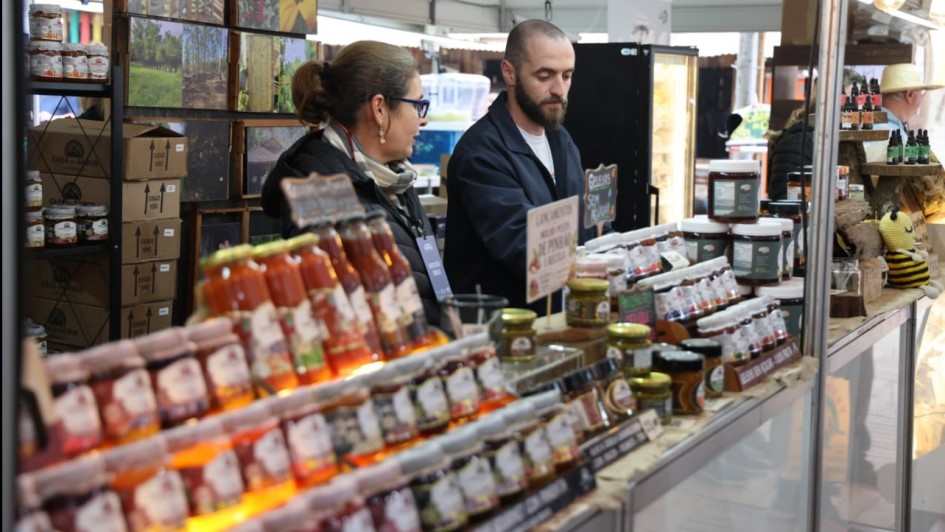 Pavilhão da Agricultura Familiar no Acampamento Farroupilha comercializa mais de R$ 1,7 milhão em produtos