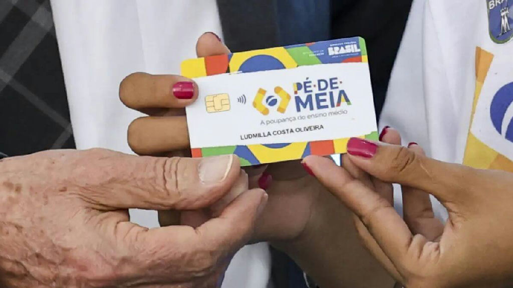 Pé-de-meia libera sexta parcela de setembro para estudantes da rede pública