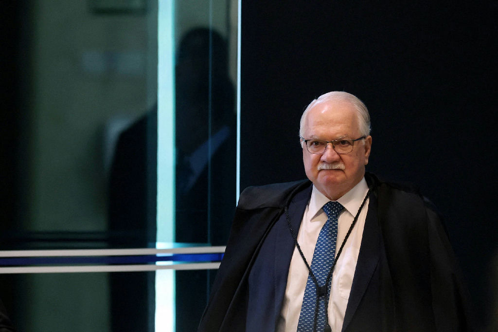 Polícia Federal confirma envio de dados do celular de Vorcaro ao STF com cautelas de sigilo