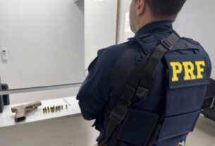 Polícia Rodoviária Federal captura homem armado com pistola em Paverama