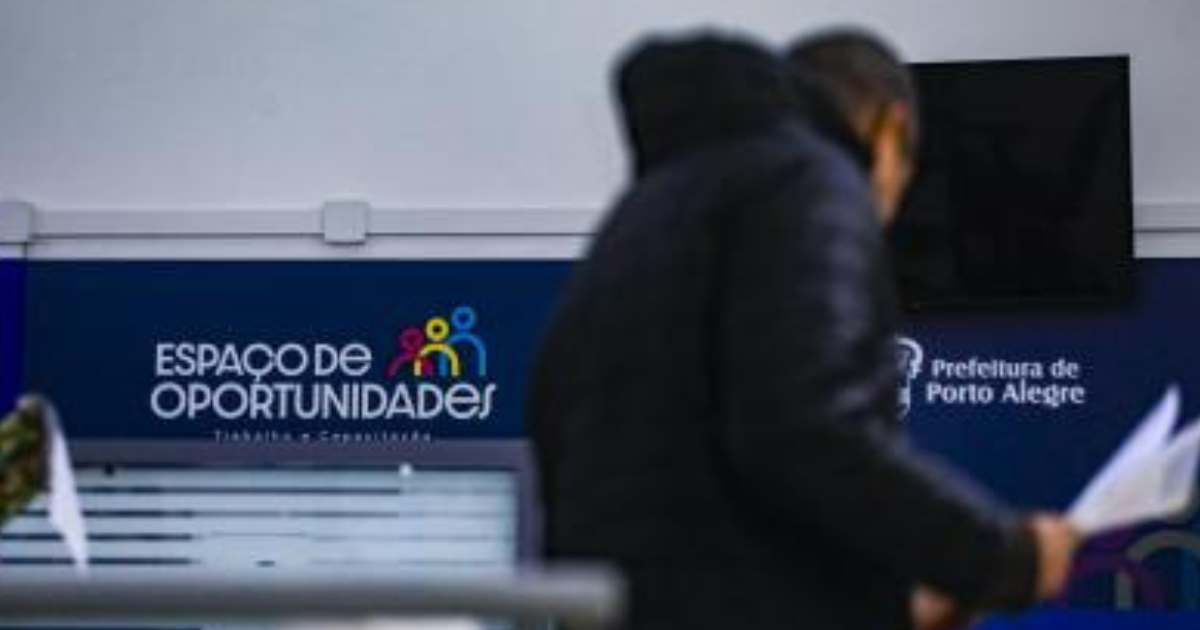 População em situação de rua recebe atendimento do Sine nos serviços de assistência social