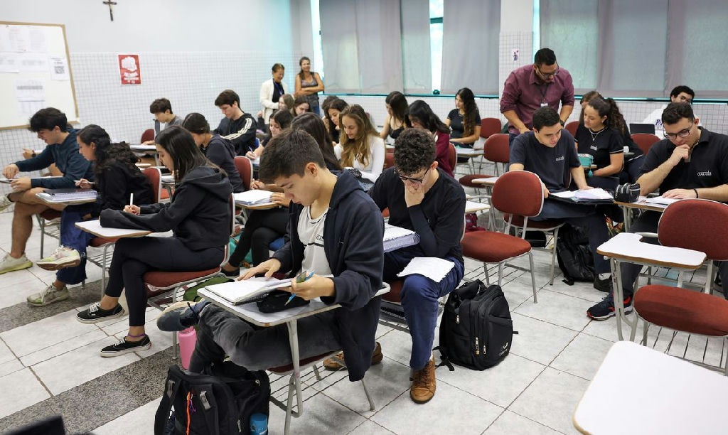 Prazo para convocados na lista de espera do Fies encerra nesta quinta-feira