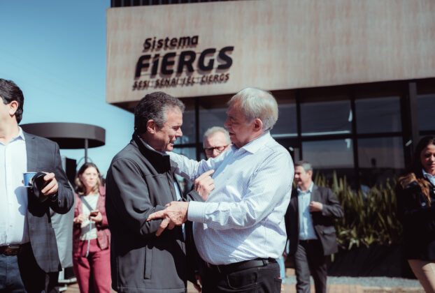 Presidente Claudio Bier reúne-se com ministros da Agricultura e do Desenvolvimento Agrário na Expointer