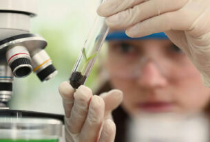 Programa Futuras Cientistas abre inscrições para imersão em laboratórios de tecnologia