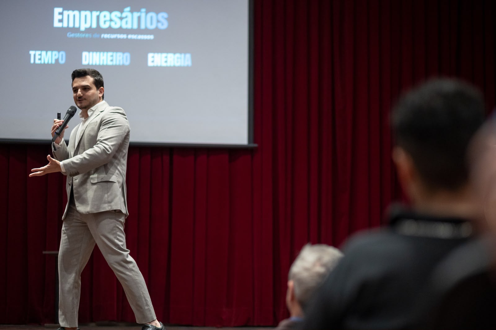 Projeto Acelerando Negócios promove palestra sobre gestão, processos e qualidade