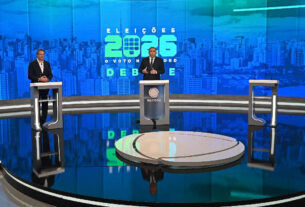 Propaganda de Haddad explora ausência de Tarcísio em debate da TV Record