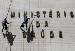Propostas para o SUS convergem em planos de saúde de Lula e Flávio