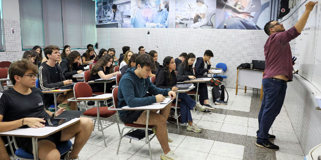 Prova Nacional Docente 2026 registra adesão de 2.007 municípios e 23 estados