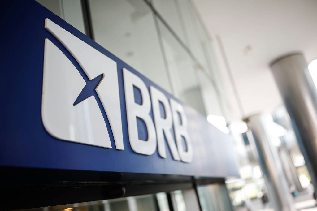 PT rebate governo do DF e descarta aval federal para socorro financeiro ao BRB