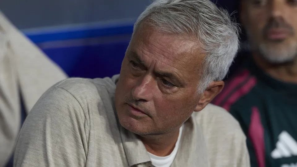Real Madrid de Mourinho estreia na Champions após investimento bilionário