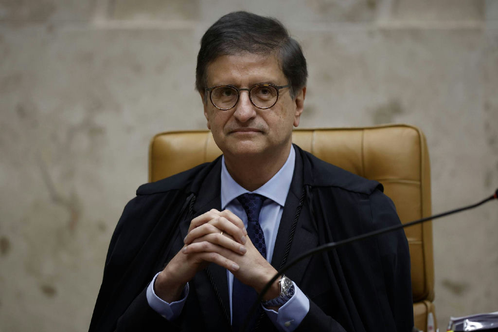 Relator vota contra investigação sobre Paulo Gonet no caso Banco Master