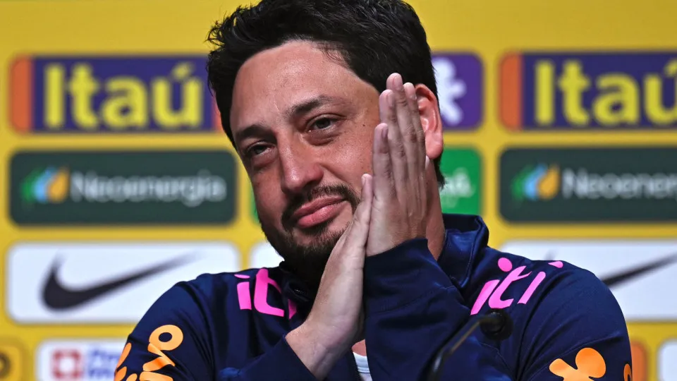 Seleção feminina terá Arthur Elias no comando para enfrentar a Argentina em outubro