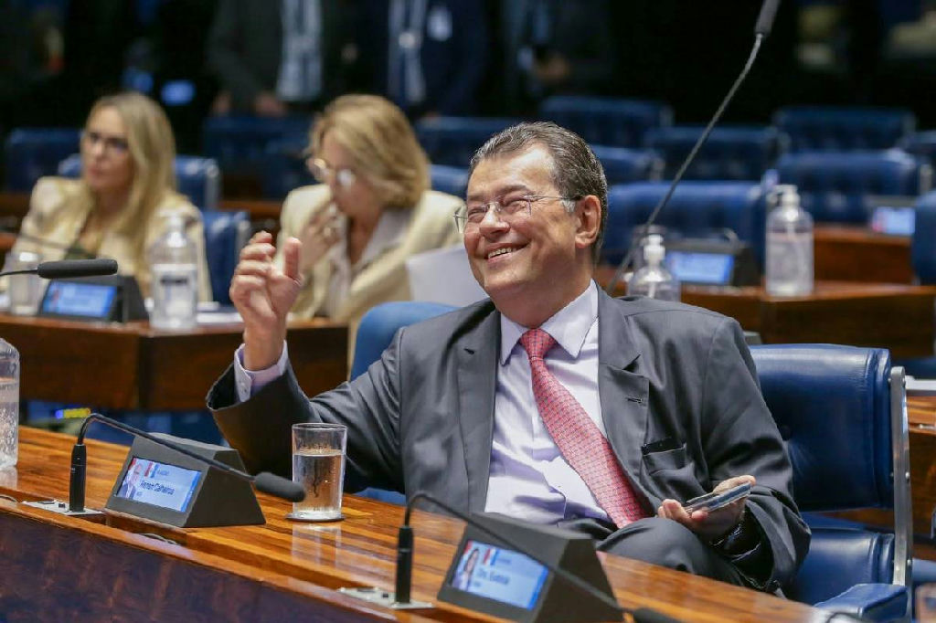 Senado trava há quatro meses projeto que estabelece código de ética para ministros do STF