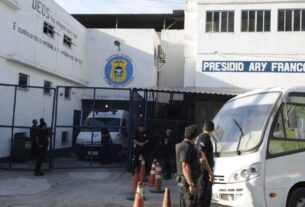 Sistema prisional transfere bilhões em custos para famílias de presos