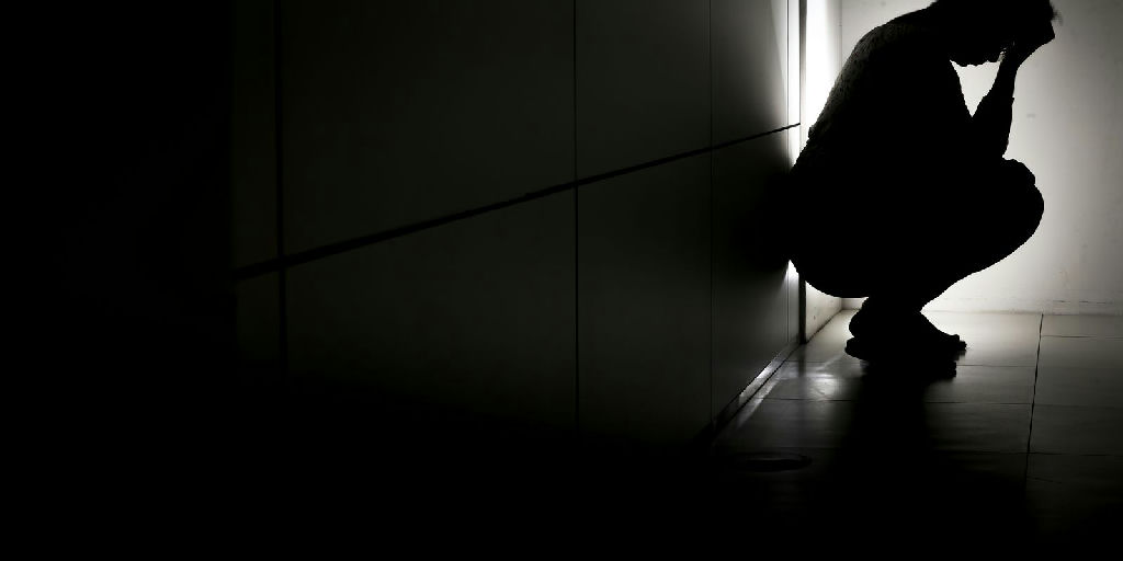 Suicídio e dependência em apostas virtuais exigem atenção redobrada de profissionais de saúde