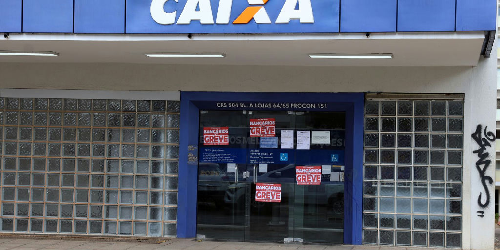 TST determina reajuste salarial e fim da greve dos funcionários da Caixa