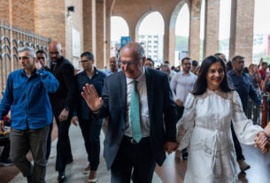 Alckmin articula encontro com prefeitos paulistas para fortalecer base de apoio a Lula