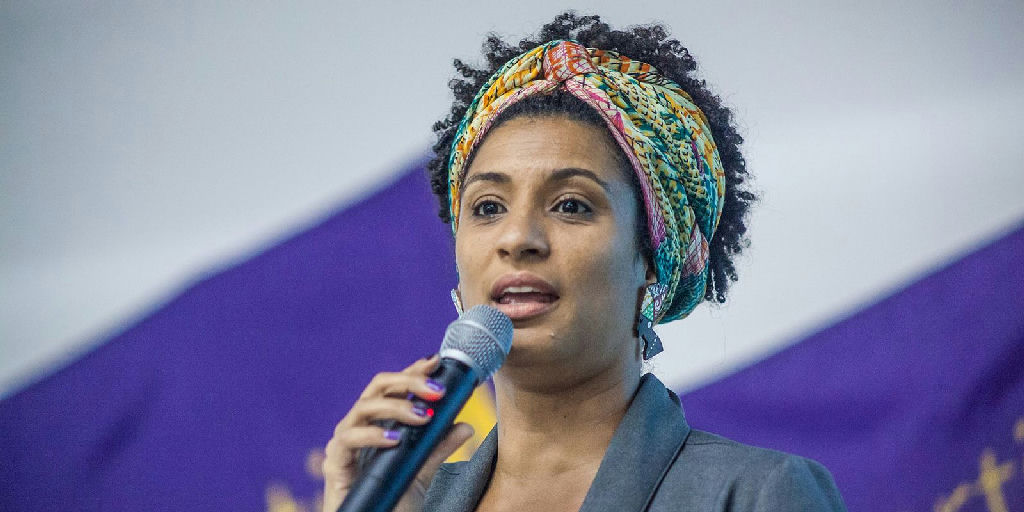 Apoiadores de Flávio Bolsonaro atacam memória de Marielle Franco em protesto no Rio