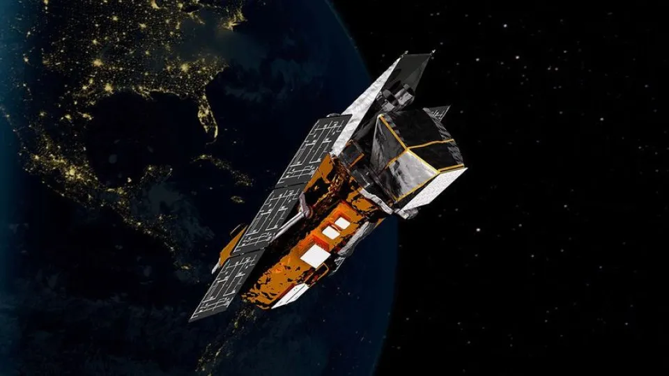 Após 22 anos, NASA desativa telescópio Swift e programa queda do satélite